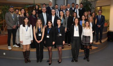 İş Bankası’ndan girişimcilere küresel teknoloji desteği