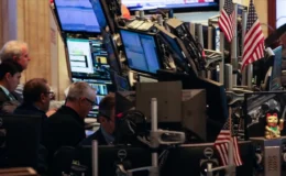 Yapay zeka rüzgarı tersine mi dönüyor: Wall Street 2025’in finaline “satış” baskısıyla girdi