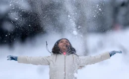 Öğrencilere 4 gün tatil müjdesi gelecek mi? 2 Ocak 2026 okullar tatil mi, Cuma günü ders var mı?