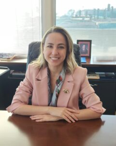 Flokser Kimya CEOsu Ekin Tu kek 140547271