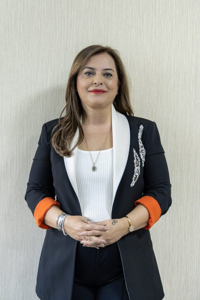 Nazan Eke