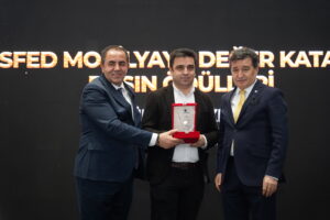 Odul Onder Celik .JPG