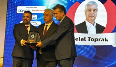 EGD Onursal Başkanı Celal Toprak’a “Yaşam Boyu Onur Ödülü”
