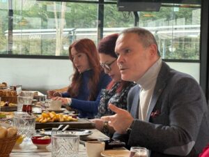 Türkiye’de İş Dünyası dergisinden 10 Ocak 'Çalışan Gazeteciler Günü’nde anlamlı buluşma 7 WhatsApp Image 2026 01 10 at 17.00.11 3