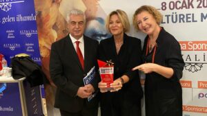 Ayşe Arman Jüri Özel Ödülü’nün sahibi oldu 3 WhatsApp Image 2026 01 17 at 13.33.22 1