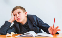 Dikkat Eksikliği ve Hiperaktivite bozukluğu nedir?