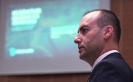 Kovulmadınız ama işiniz elden gidiyor olabilir! Beyaz yakada ‘Görünmez İşsizlik’ depremi