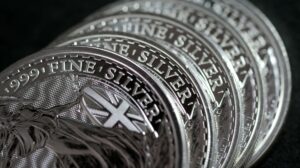 Gümüş ve platin rekor kırdı! Altın zirve tazeledi 3 fa38be 20251021 silver british britannia bullion coins 2000