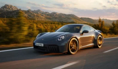 Porsche’de Çin şoku: Lüksün kalesi sarsılıyor, satışlar 5 yılın dibinde!