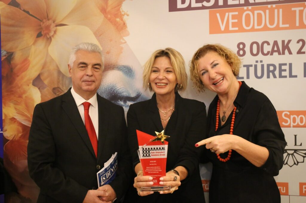 Esareti cesarete dönüştüren kadınların başarı öyküleri ödüllendirildi 5 Kadın Girişimcileri Destekleme Zirvesi