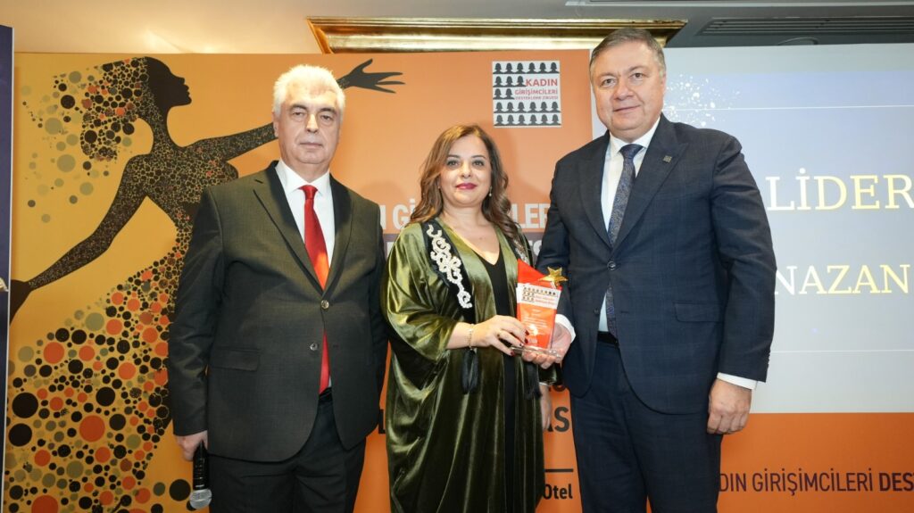 Esareti cesarete dönüştüren kadınların başarı öyküleri ödüllendirildi 3 Kadın Girişimcileri Destekleme Zirvesi