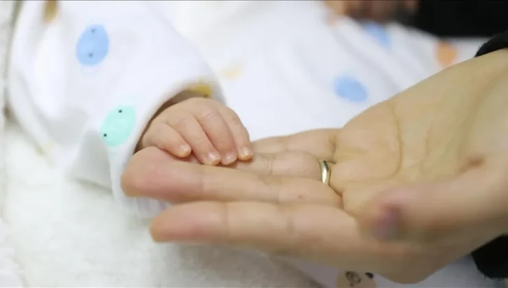Anneye 6 ay izin, babaya 10 gün destek: Meclis’te 24 hafta mesaisi başlıyor!