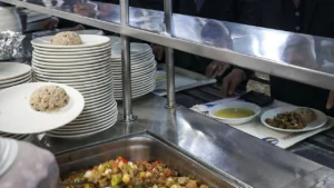 kamu emekcisinin yemegi de butceden cikti 2026 yemek bedelleri resmi gazetede