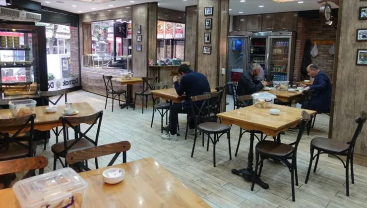 Restoran ve kafelerde “Sürpriz Ücret” devri kapandı! Kuver, servis ve masa ücreti resmen yasaklandı