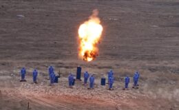 Gökyüzünde “Kurt Kapanı”: Yerli sürü İHA’lar canlı mühimmatla dünya tarihinde bir ilke imza attı!