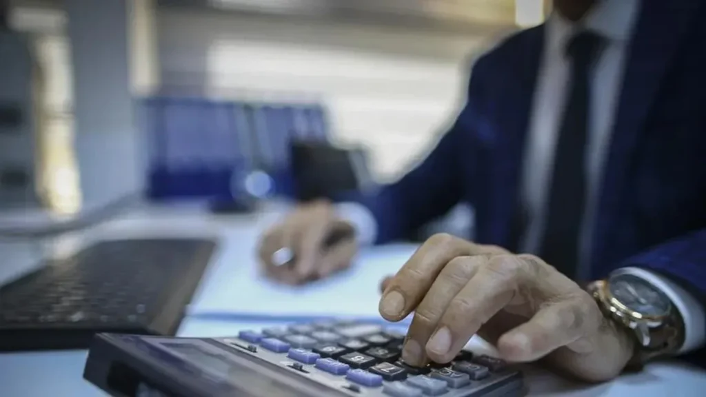 Emekli ikramiyelerinde geri sayım: Bütçe ve ödeme takvimi netleşiyor 3 17 milyon emekliyi ilgilendiriyor bayram ikramiyesinde one cikan rakam belli oldu 3282382 photogallery 4