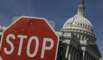 Wall Street’te teknoloji depremi: Yazılım devleri tepetaklak oldu!