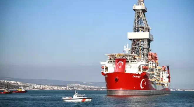 Çağrı Bey sondaj gemisi, Somali’ye uğurlandı