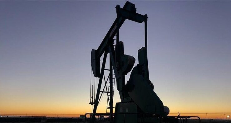 Petrol piyasasında gözler diplomaside: Fiyatlar 68 dolar sınırında