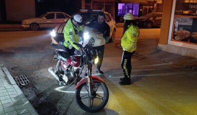 Yeni kanunun ilk rekor cezası Bursa’da kesildi: Kaçan sürücüye 303 bin lira ceza!