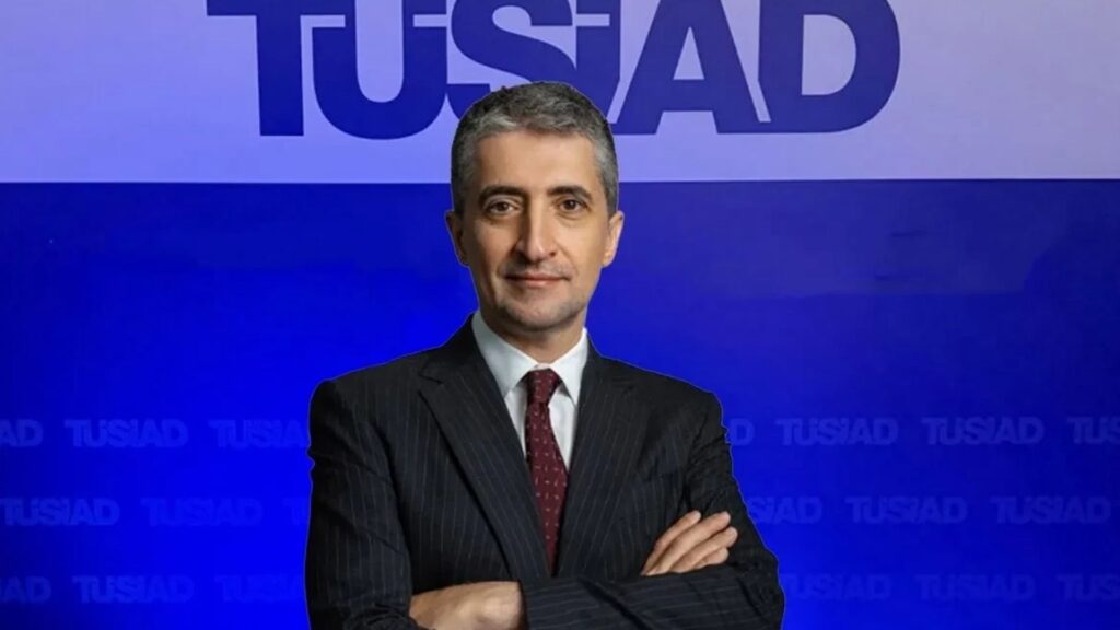 TÜSİAD’da profesyoneller, DEİK’te yeni diplomatlar iş başında 3 Adsiz tasarim 1