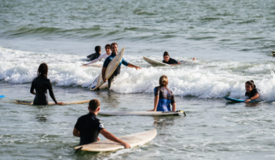 Sörf tahtasında Hatay’ın yeniden doğuşu