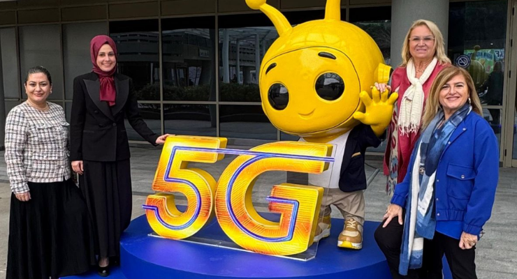 Geleceği yazan kadınların yanındayız