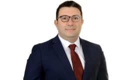 Kafein Teknoloji’de koltuk değişimi