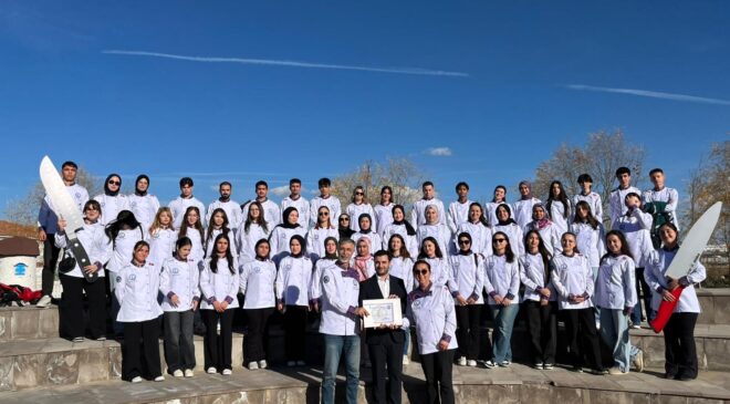 Geleceğin şeflerini 147 yıllık ustalıkla yetiştiriyorlar