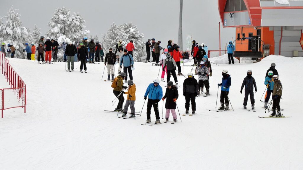 Çıldır Gölü Alpler'e meydan okuyor! 6 sarıkamış kayak merkezi
