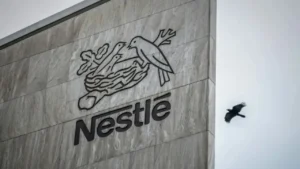 gida devi nestle binlerce kisiyi isten cikartacak z8z3 cover