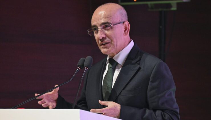 Bakan Şimşek: Türkiye küresel belirsizliklere karşı dayanıklılığını koruyor