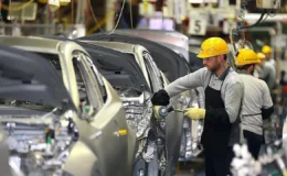 Otomotivde 2026 mesaisi: Üretimde daralma, ticari araçta ivme