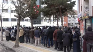 ramazan oncesi ucuz et kuyrugu et ve sut kurumu fiyat artirmadi talep artti 3280799 202602062314 1