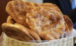 Antalya Büyükşehir Belediyesi halk ekmek fabrikası pide fiyatlarını duyurdu