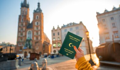 Meclis gündeminde vize hamlesi: Üç meslek grubu için yeşil pasaport teklifi