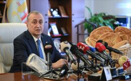 Sofraların vazgeçilmezi el yakacak: 2026 Ramazan pidesi fiyatı resmen ilan edildi!