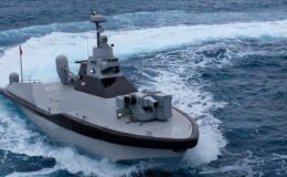 Türkiye’nin ilk insansız deniz aracı yerli silahıyla göreve başladı