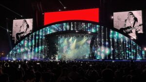 thumbs b c e203b29a9d8d220cfece4b2c824dc337