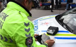 Kaldırımda motor sürmenin bedeli 5 bin TL oldu: Meclis’ten iki kritik trafik hamlesi