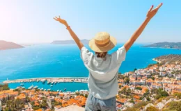 Turizmde rekor yıl: Gelir 65.2 milyar dolara ulaştı