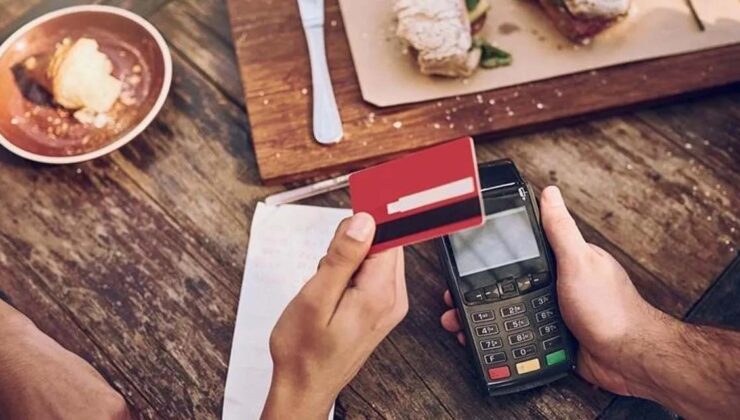 Kuver ve servis ücreti yasaklandı, yüzde tartışması başladı