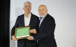 İhlas Ambalaj sektördeki çevreci liderliğini yeşil ekonomi ödülü ile taçlandırdı