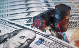 Petrolde jeopolitik şok: Fiyatlarda dalgalanma devam ediyor