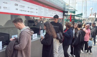 Bodrum’da deniz değil tarih sezonu açıldı: Kaleye ziyaretçi akını