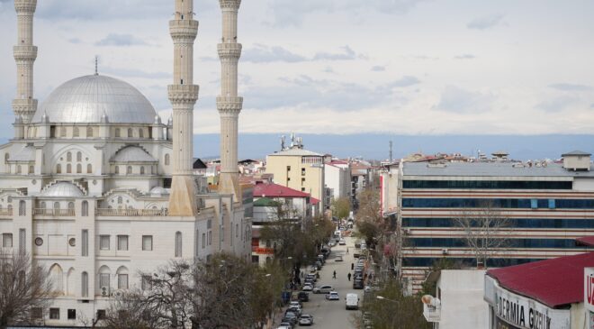 İran’daki savaş Zengezur Koridoru’nu mecburiyet haline getirdi