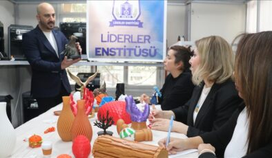 Ev kadınları ve engellilere 3D yazıcı ve e-ticaret desteği