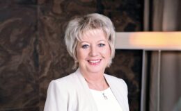 Savaşın yıkımından doğdu 100 ülkede kadınlara umut oldu