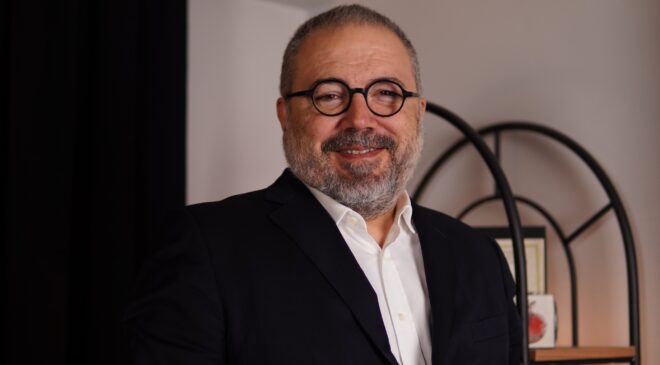 Şirketlerde orta kademe yönetici dönemi daralıyor