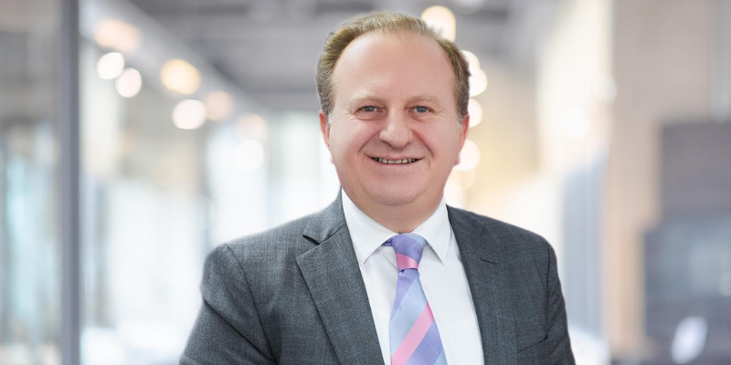 alp önder özpamukçu